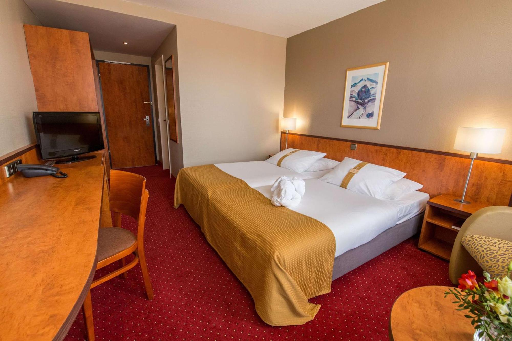 Best Western Plus Hotel Баутцен Экстерьер фото