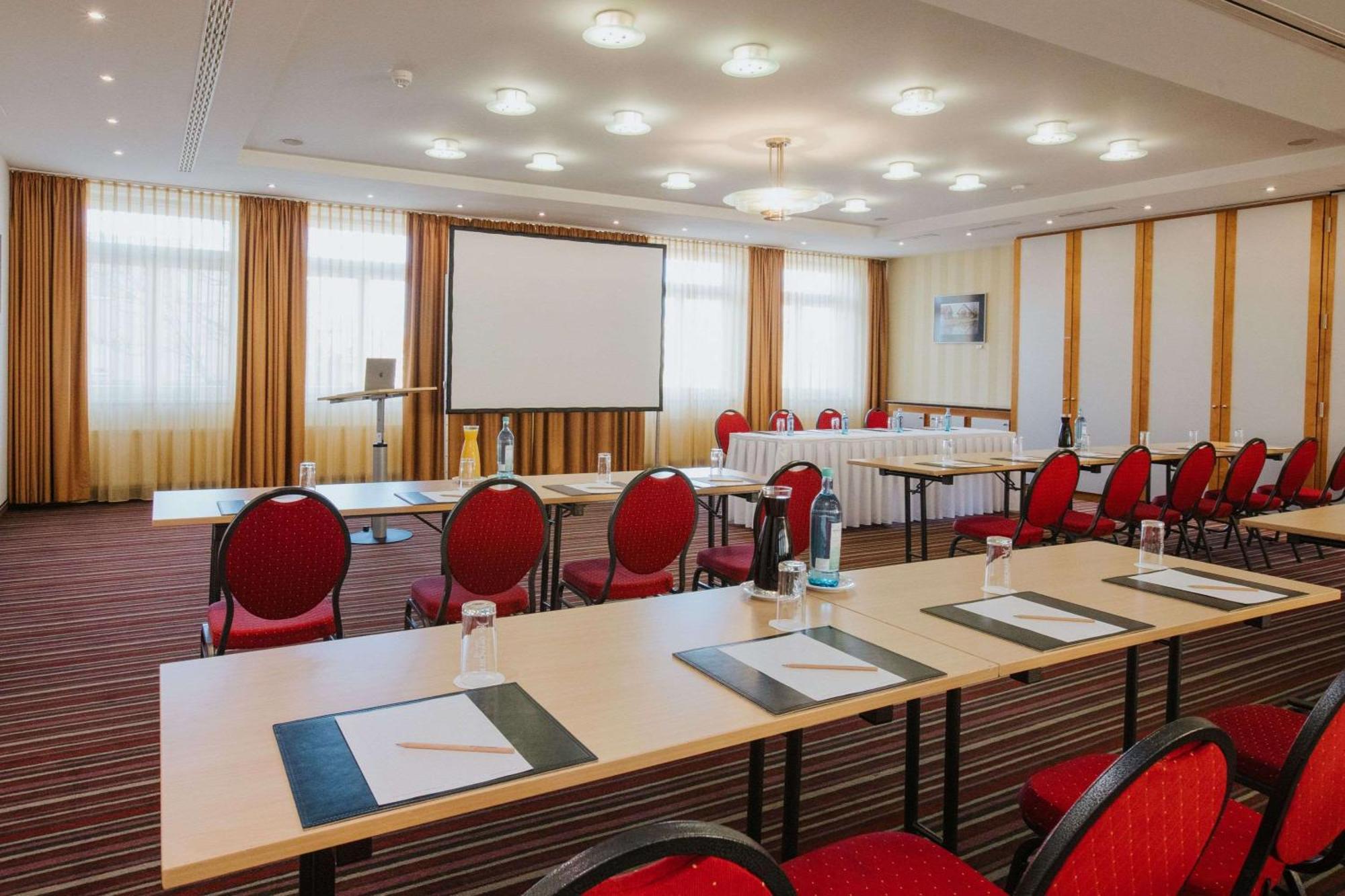 Best Western Plus Hotel Баутцен Экстерьер фото