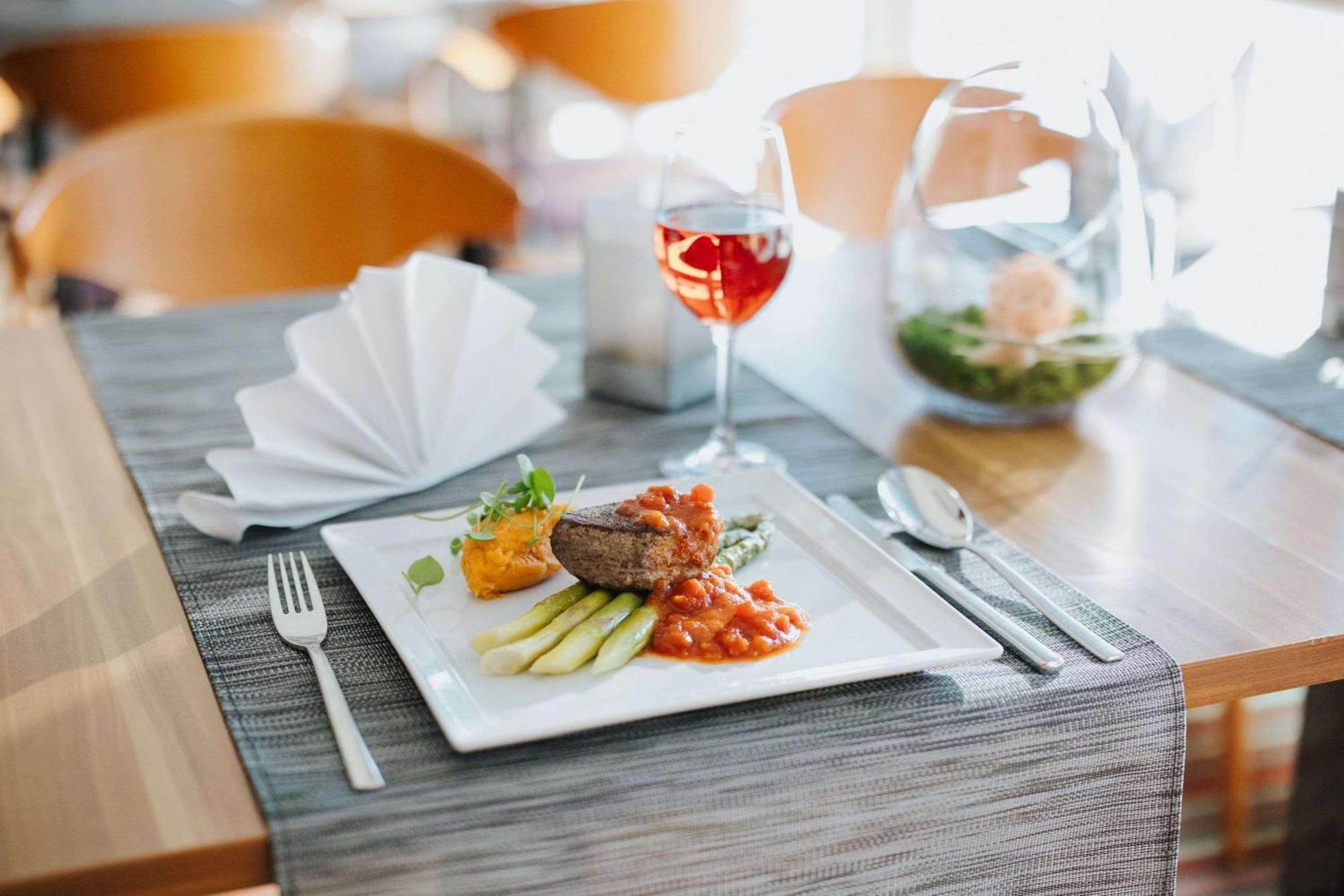 Best Western Plus Hotel Баутцен Экстерьер фото