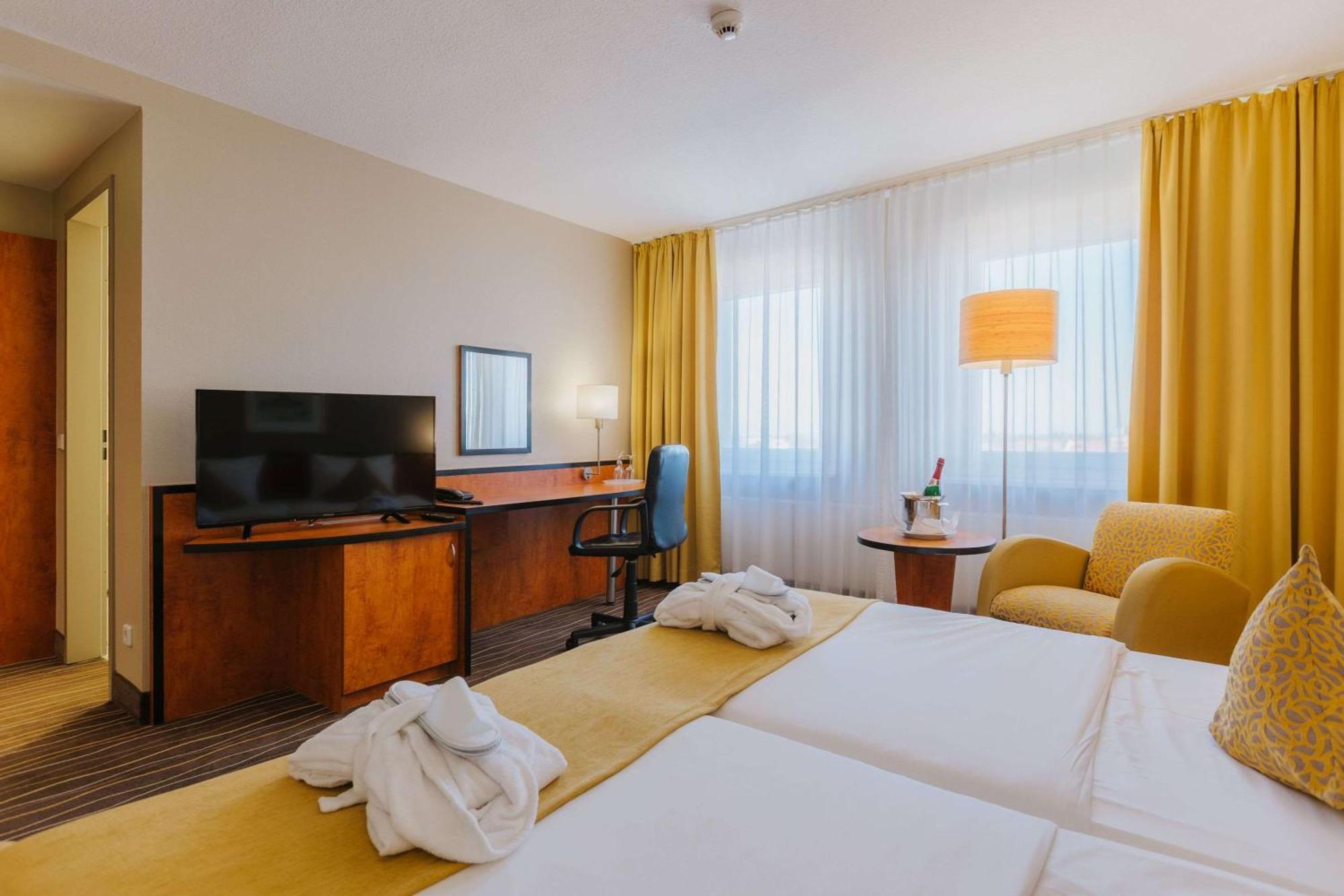 Best Western Plus Hotel Баутцен Экстерьер фото